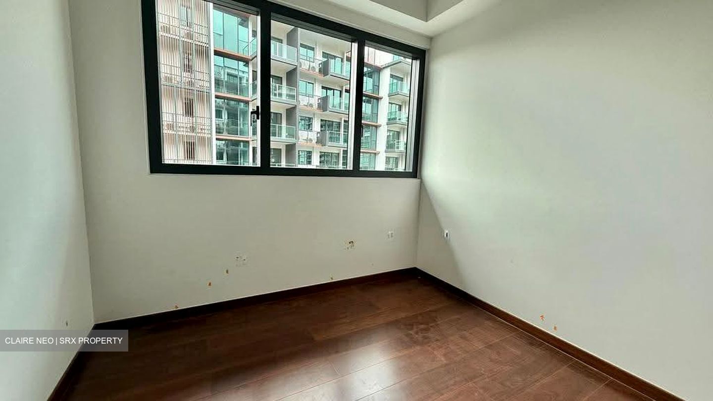 Slim Barracks Rise (D5), Condominium #637779331
